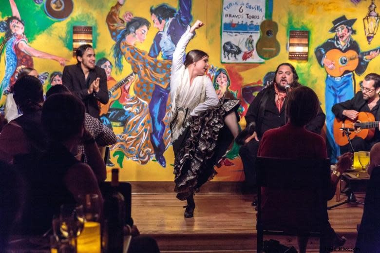 Flamenco in città Different—¡Olé! 