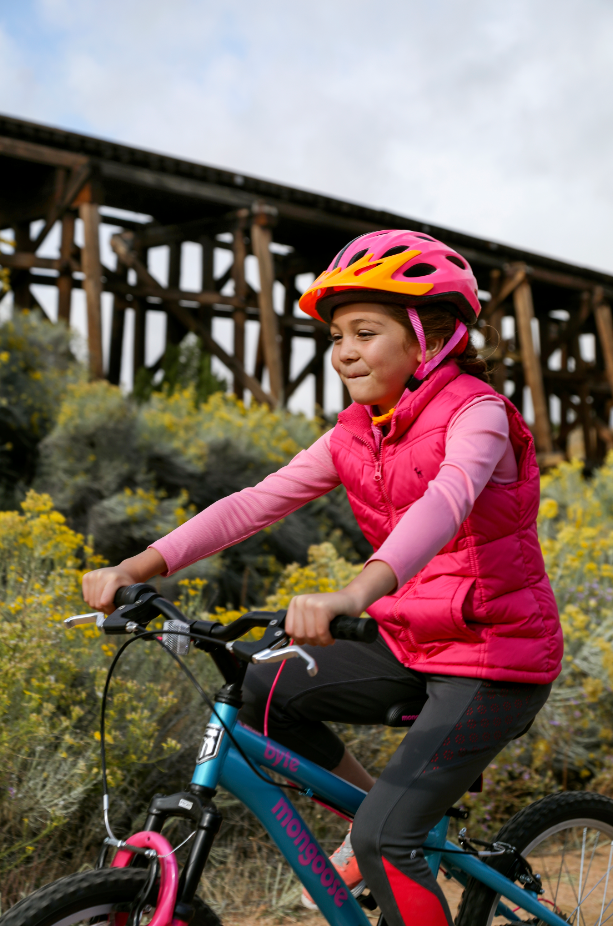 Te espera una aventura en dos ruedas:andar en bicicleta por el condado de Santa Fe 