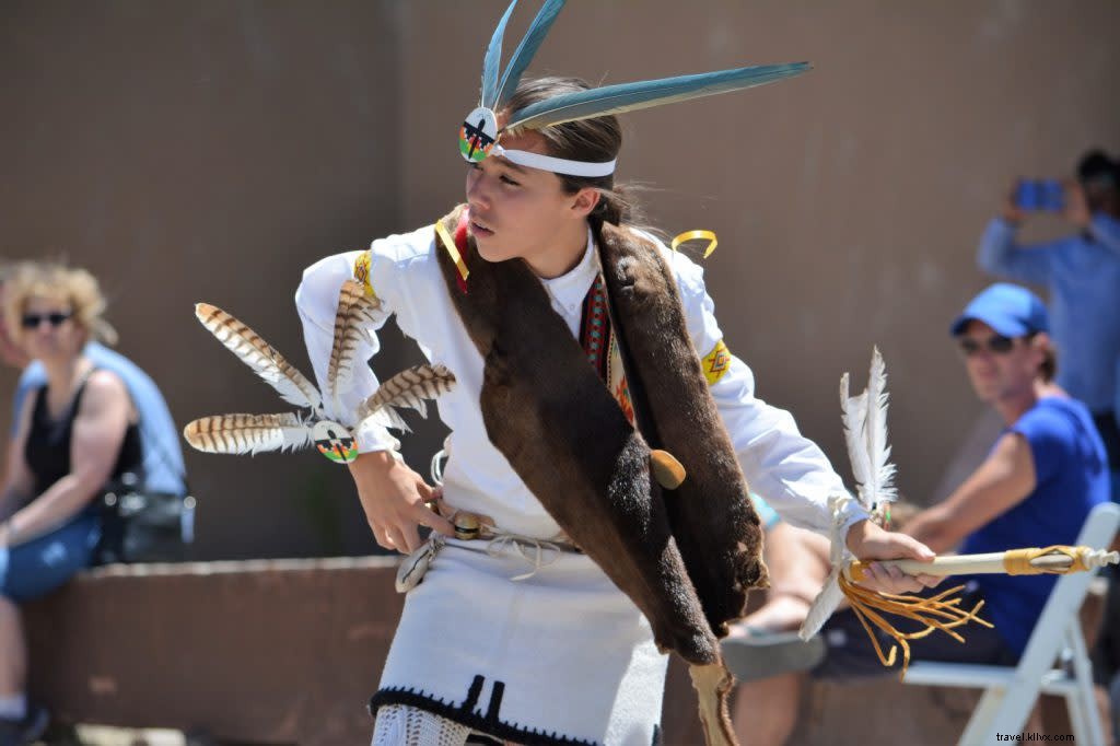 “Poeh” di Pojoaque:  Jalan Menuju Budaya Pueblo 
