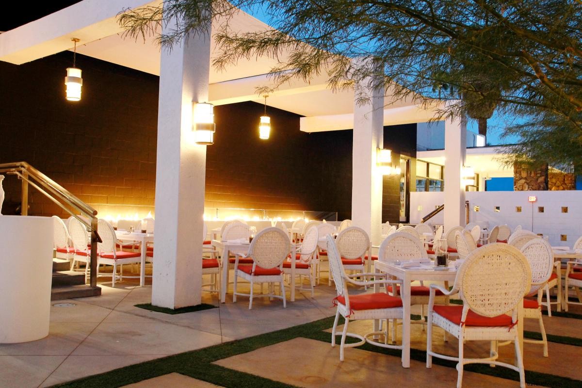 Morsi all aperto:patii perfetti per mangiare all aperto a Greater Palm Springs 