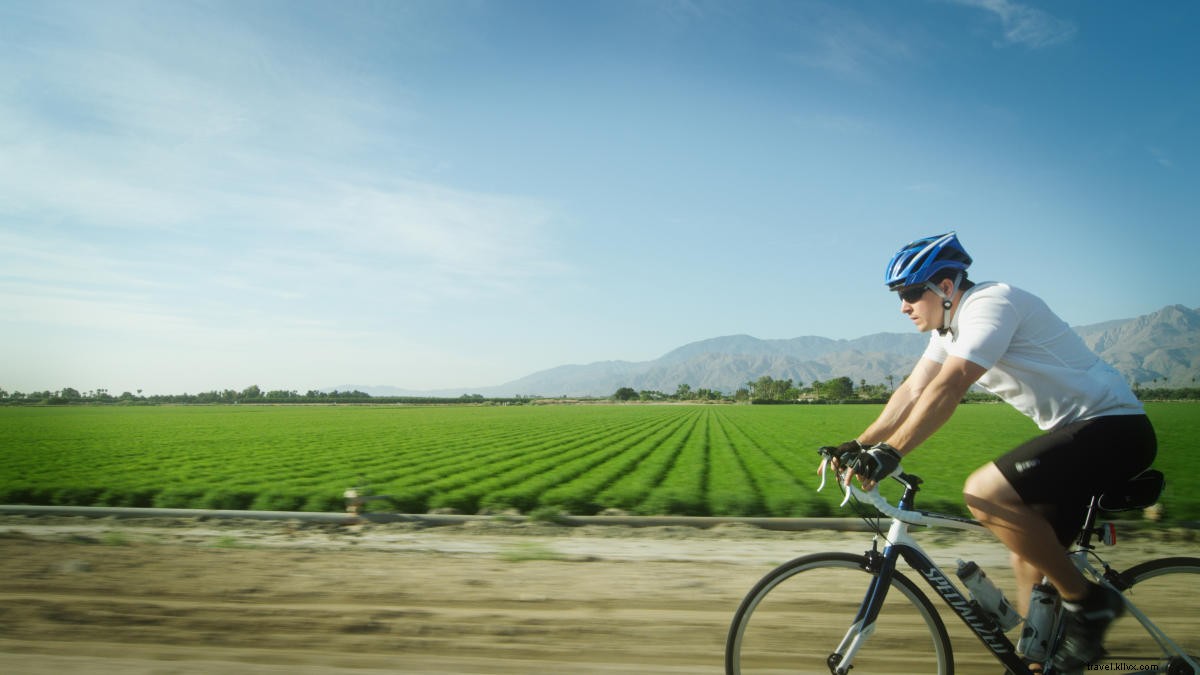 Fatti strada in bici attraverso Greater Palm Springs 