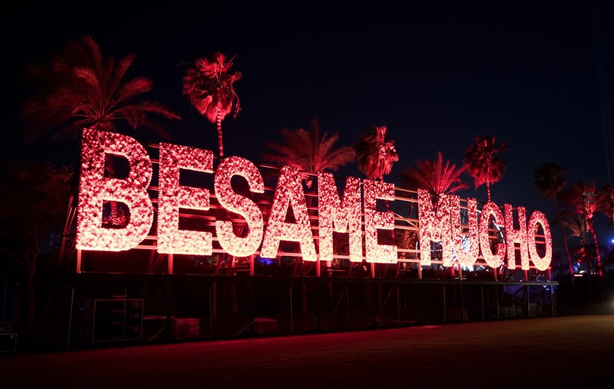 Coachella Menempatkan Seni Kontemporer di Peta Budaya Greater Palm Springs 