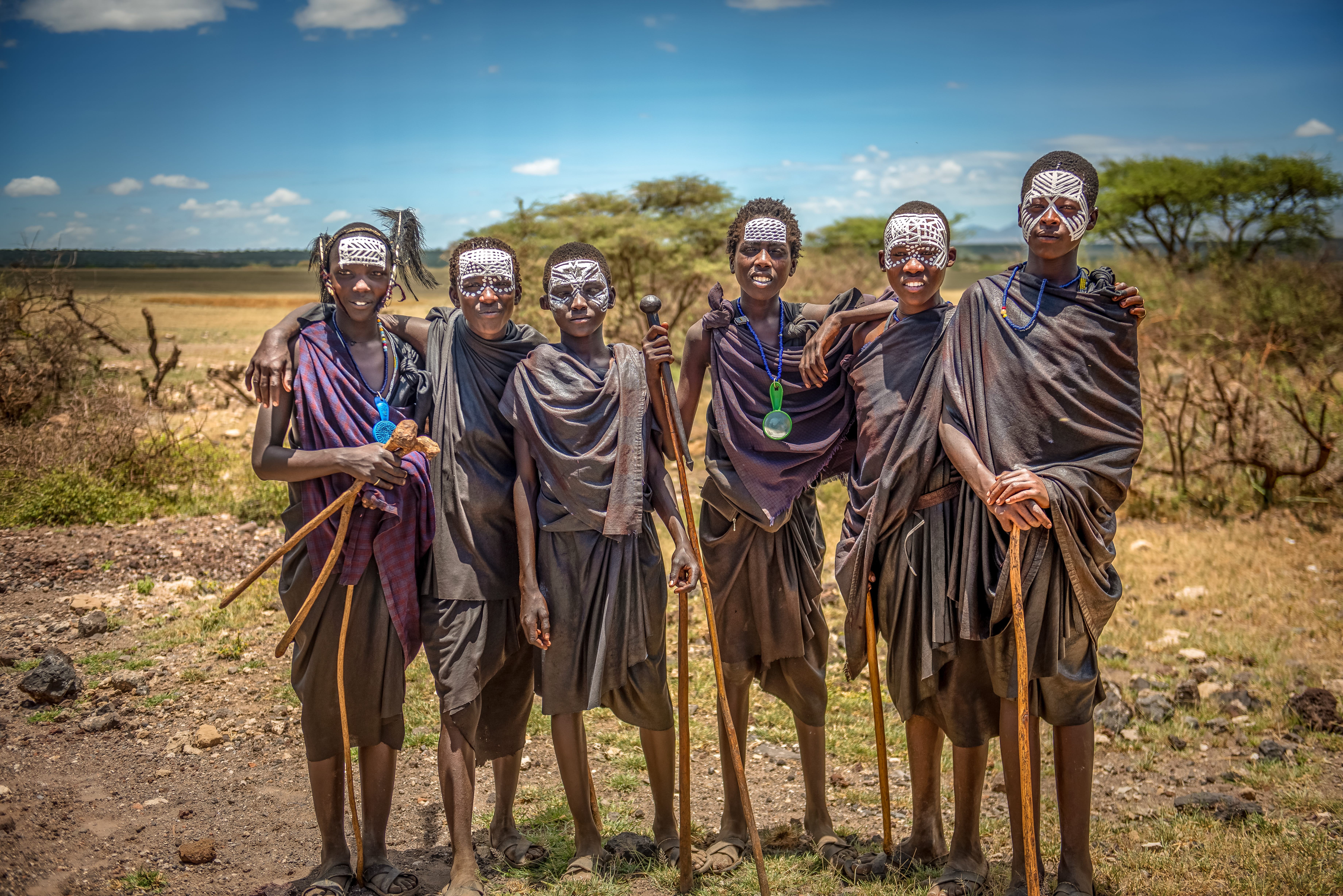 Vea las increíbles fotos de tribus africanas remotas capturadas por una enfermera de primera línea de COVID 