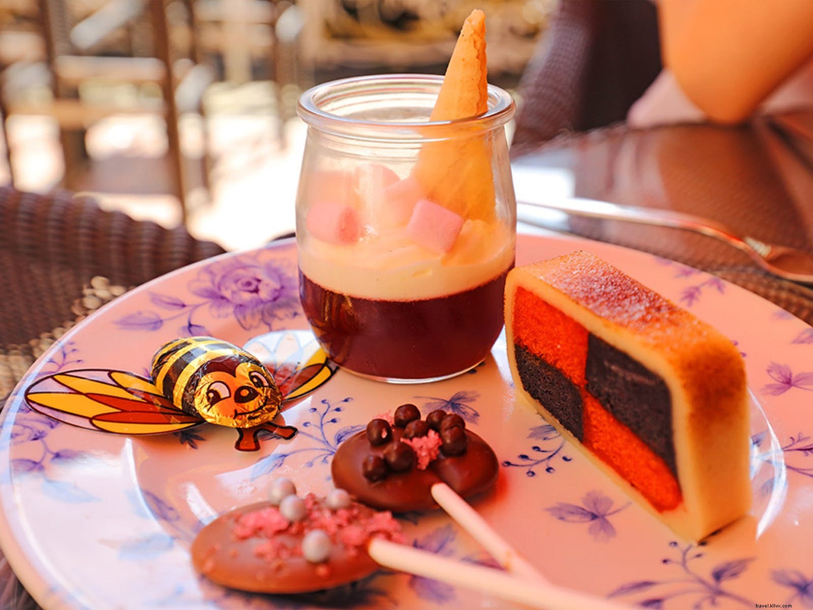 Pequeñas papilas gustativas en gira:10 experiencias gastronómicas que los niños adorarán 