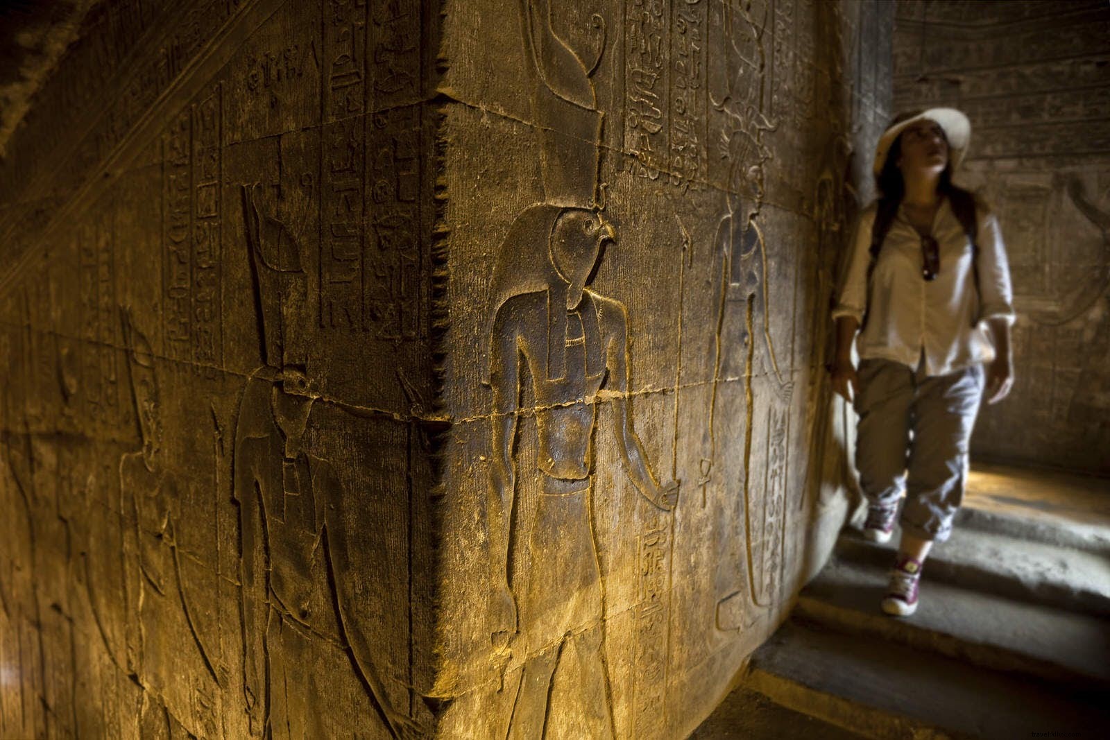 エジプトを訪れる女性旅行者のためのトップのヒント 
