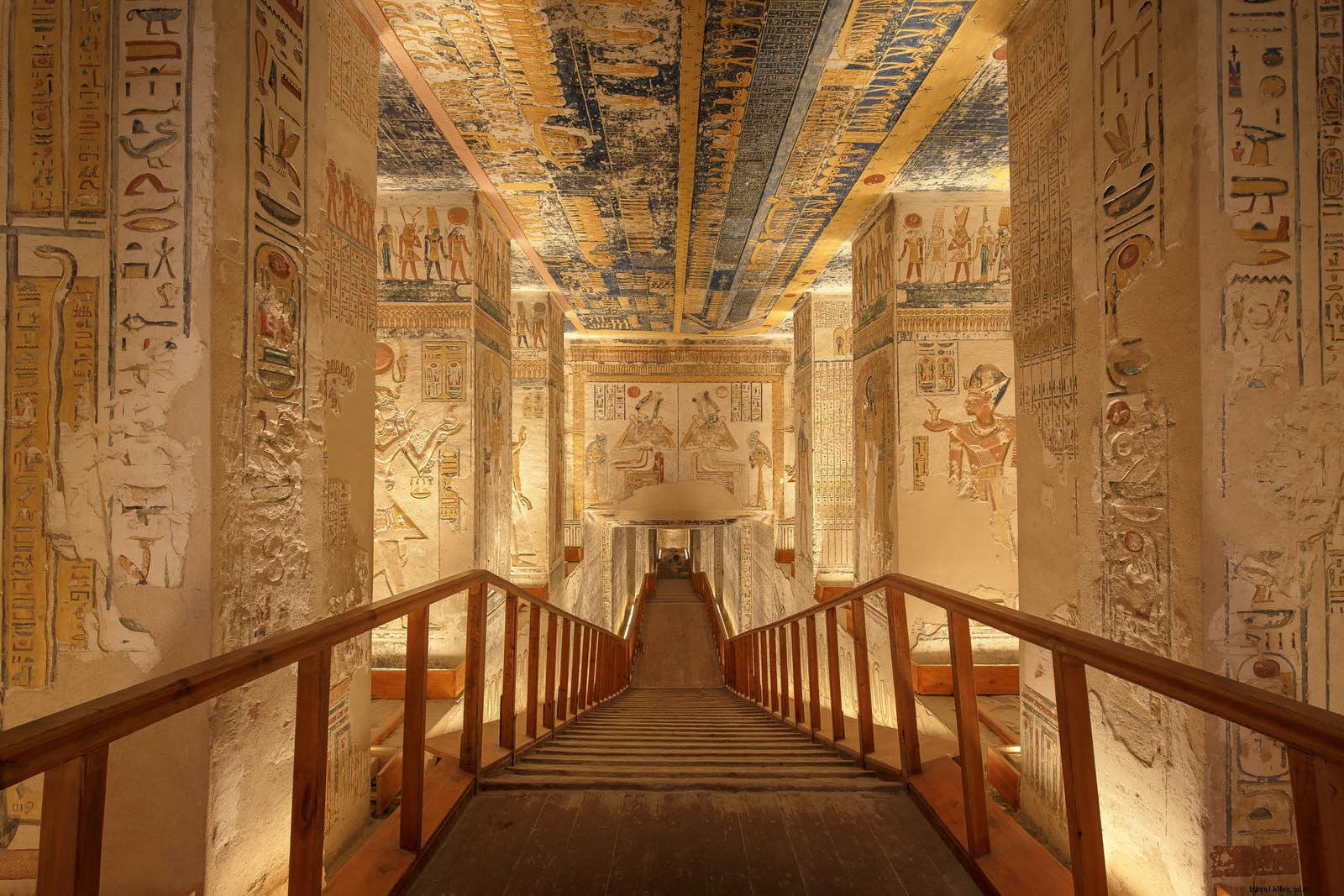 Secrets des tombeaux et des temples du sud de l Égypte 