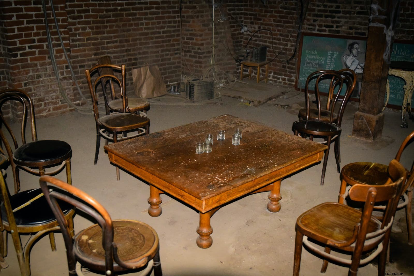 Ciudades espeluznantes:hoteles encantados, historias horribles y atracciones aterradoras 