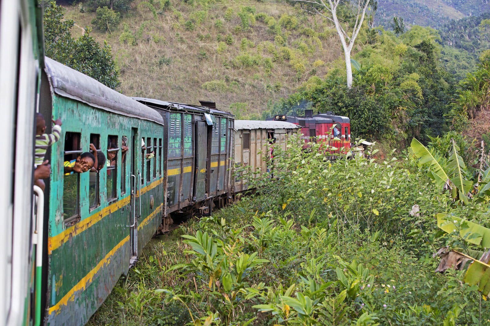 Voyager dans le train lent de Madagascar 