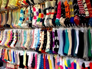 Commerçants de Séoul :tombez éperdument amoureux de la scène folle des chaussettes sud-coréennes 