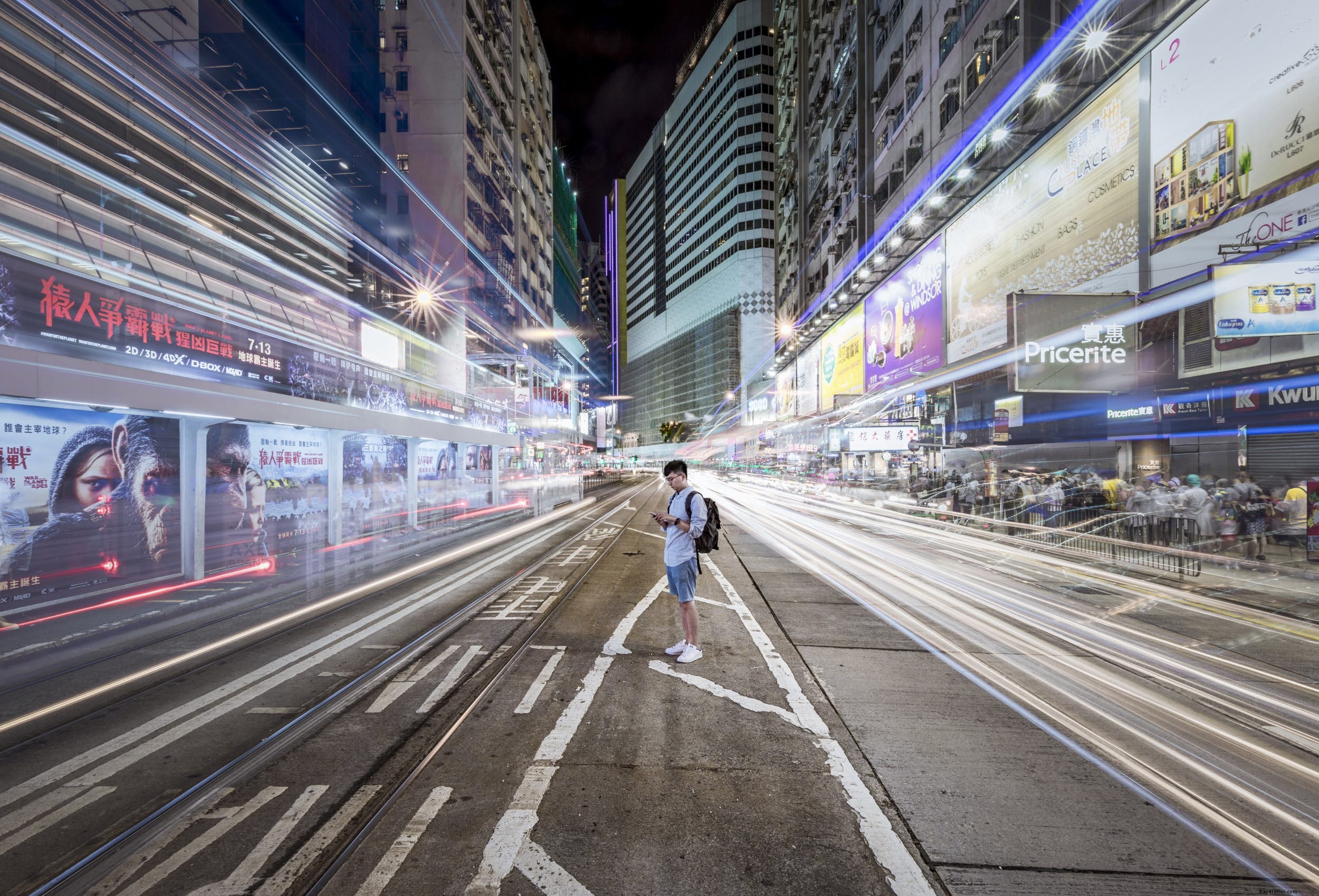 Por qué cada vez más personas eligen viajar solas 