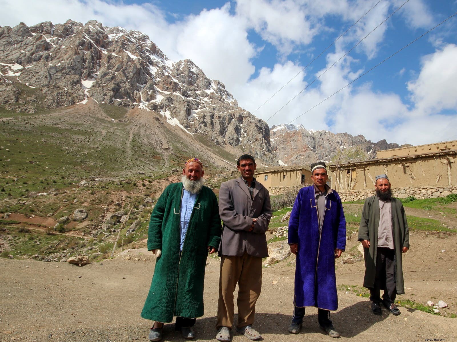 Picos e casas de família:as majestosas Montanhas Fan do Tajiquistão em fotos 