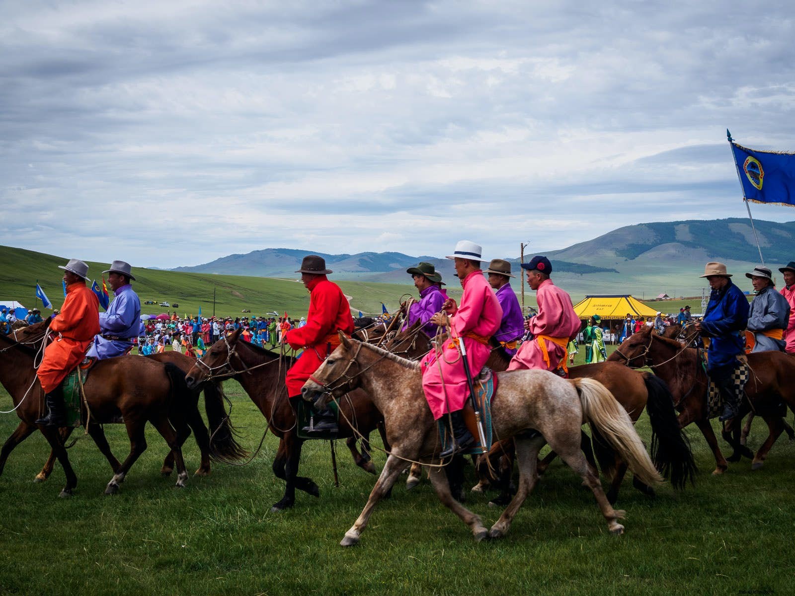 Terra del cielo azzurro:10 motivi per visitare la Mongolia adesso 