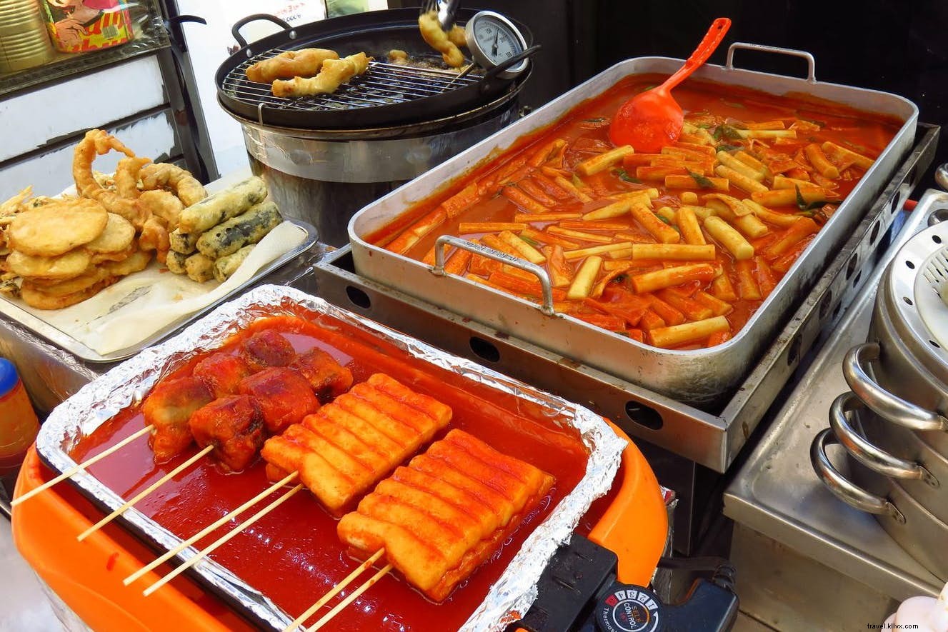 Una guida per viaggiatori affamati allo street food coreano 