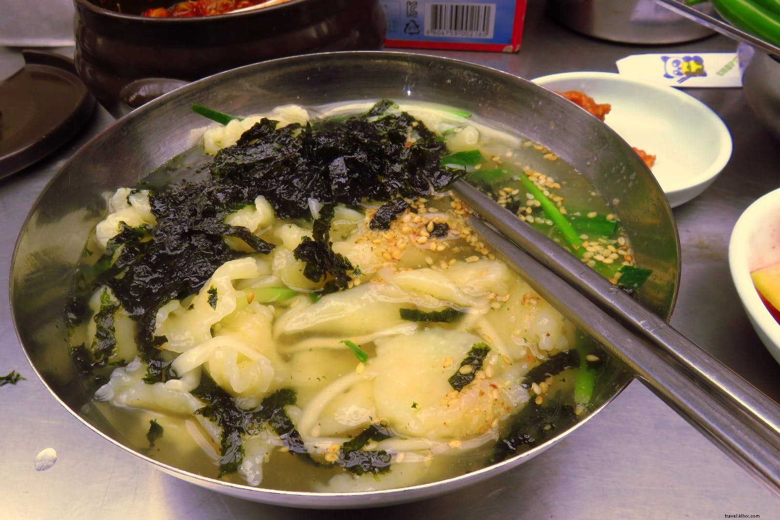 Guia de um viajante faminto com comida de rua coreana 