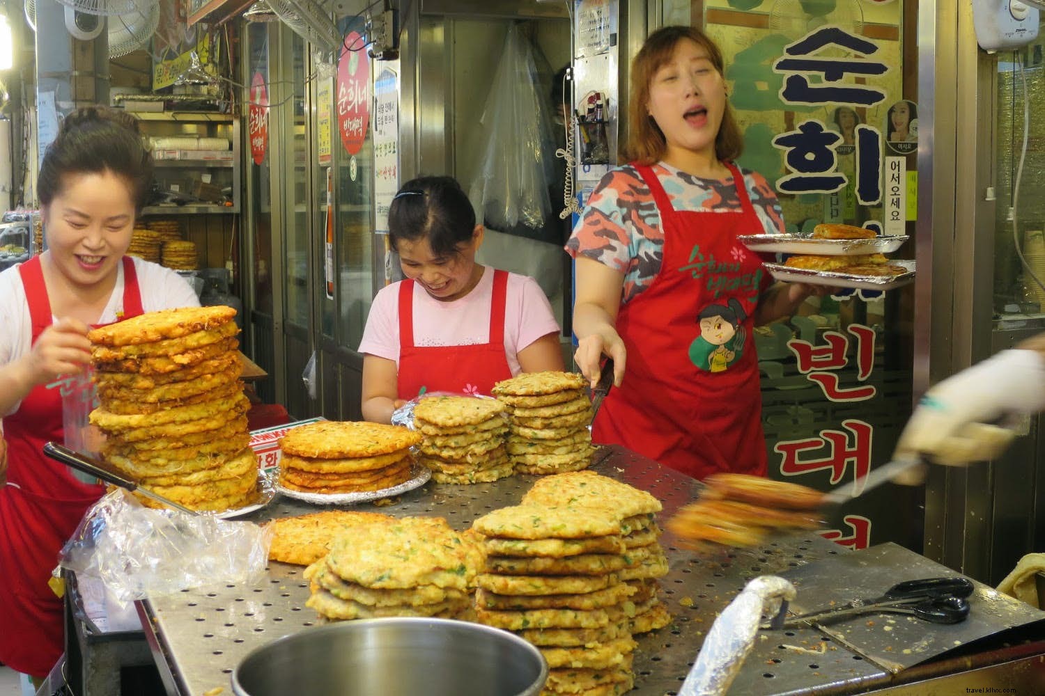 Guia de um viajante faminto com comida de rua coreana 