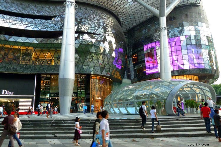 Una guida alle vie dello shopping di Singapore 