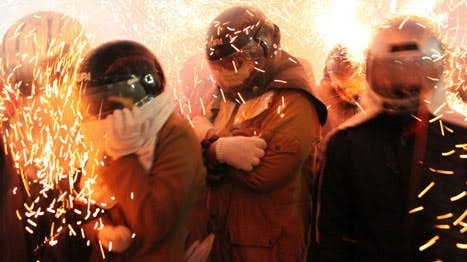 Pengalaman eksplosif di Festival Kembang Api Yanshui 