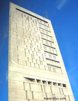 7 bangunan paling menyeramkan di dunia 