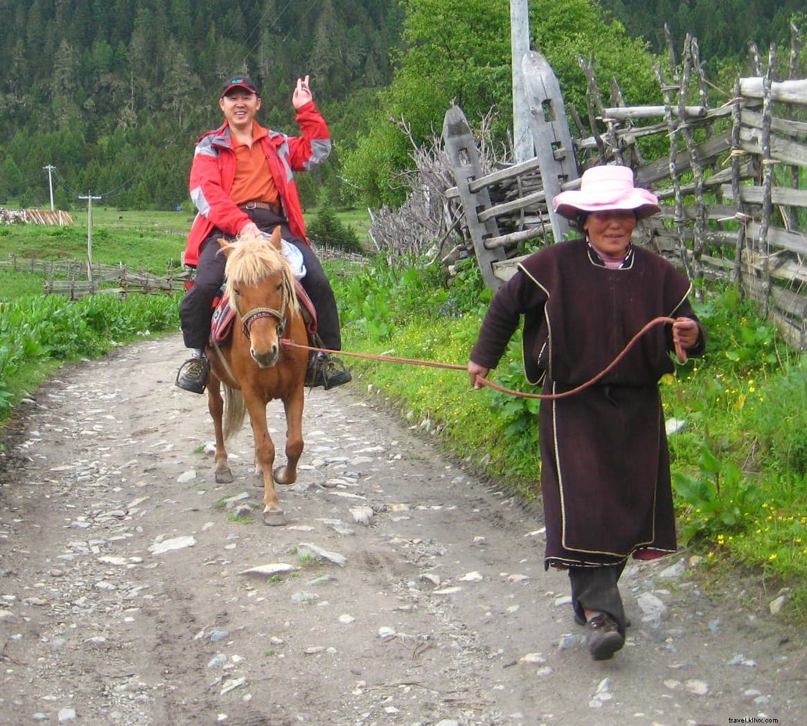 7 alasan untuk mengunjungi Tibet Timur 