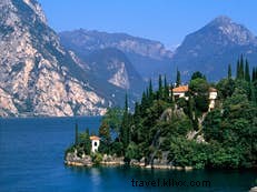 Lisensi untuk bepergian:pengaturan jet dengan James Bond 