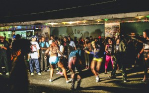 Tempat berpesta di Jamaika setelah gelap 