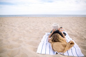 Liburan Musim Semi:15 Bacaan untuk Pantai 