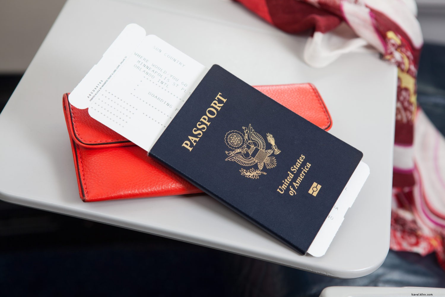 Come rinnovare un passaporto scaduto (in fretta!) 