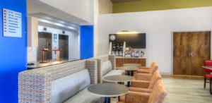 Holiday Inn Express &Suites Tempe 