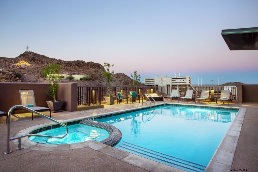 Hotel Ramah Hewan Peliharaan Terbaik di Tempe, AZ 
