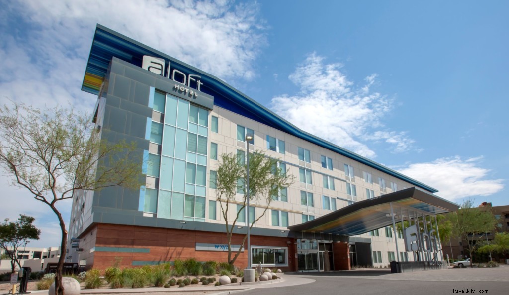 アリゾナ州立大学テンペキャンパス周辺のホテルを探す 