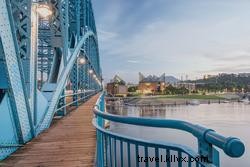 Fare Downtown Chattanooga con DoubleTree 