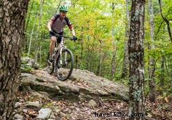 Paseos en bicicleta de montaña en otoño en Chattanooga 