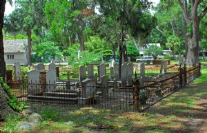 Cementerios históricos de las Islas Doradas 