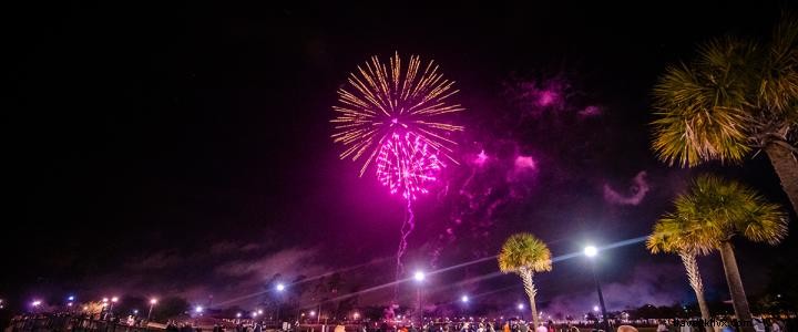 4 de julho Fogos de artifício e eventos no The Beach 2021 