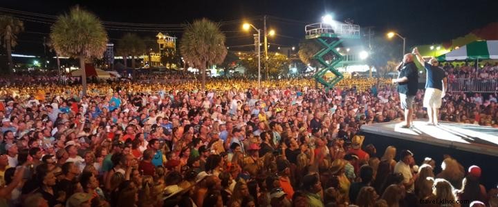 Festival Musik Country Carolina:Apa yang Harus Diketahui jika Anda Akan Pergi 