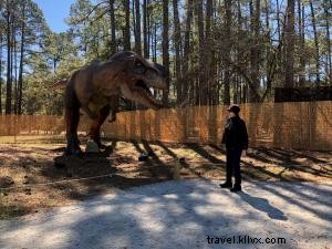 Uma exposição estrondosa:dinossauros nos jardins de Brookgreen 