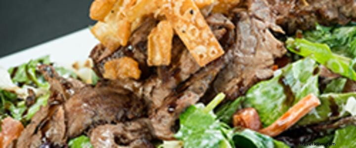 #FoodieFriday:Salade de steak au fromage bleu et au balsamique de Z s Amazing Kitchen 