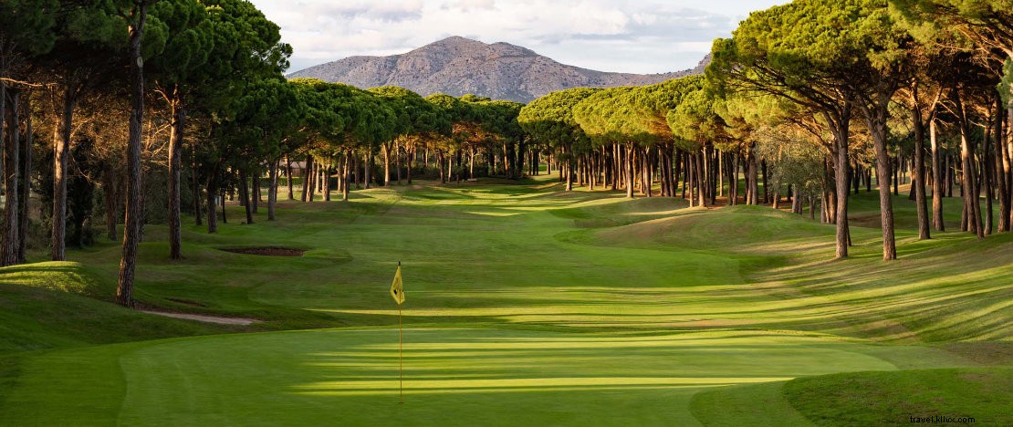 Bermain golf di perjalanan Anda ke Spanyol 