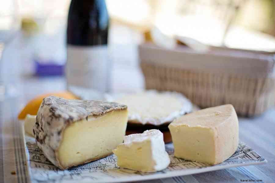 職人のアーミッシュチーズを顧客に届けるには、昔ながらの技術と伝統が融合しています 