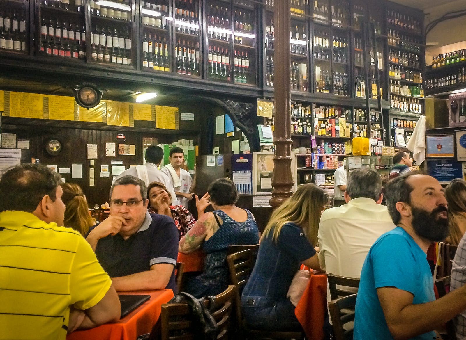 Bar tersembunyi terbaik di Rio de Janeiro yang bersejarah 