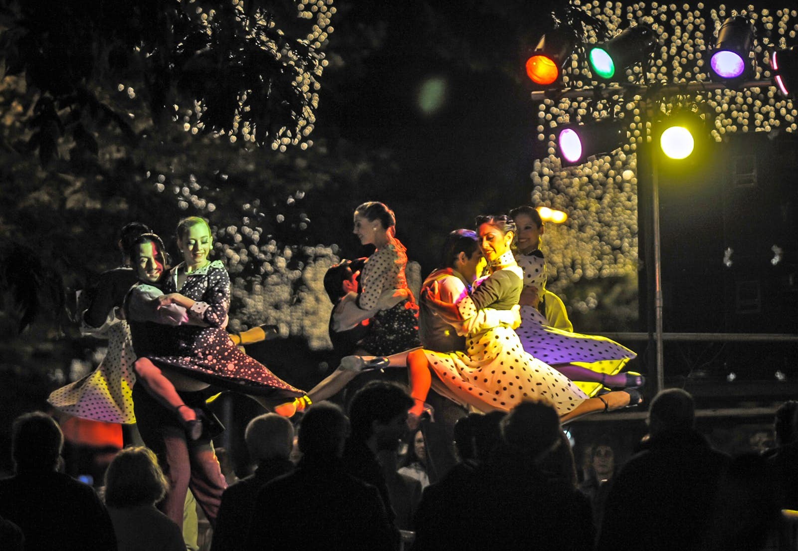 タンゴ：ブエノスアイレスの踊り 