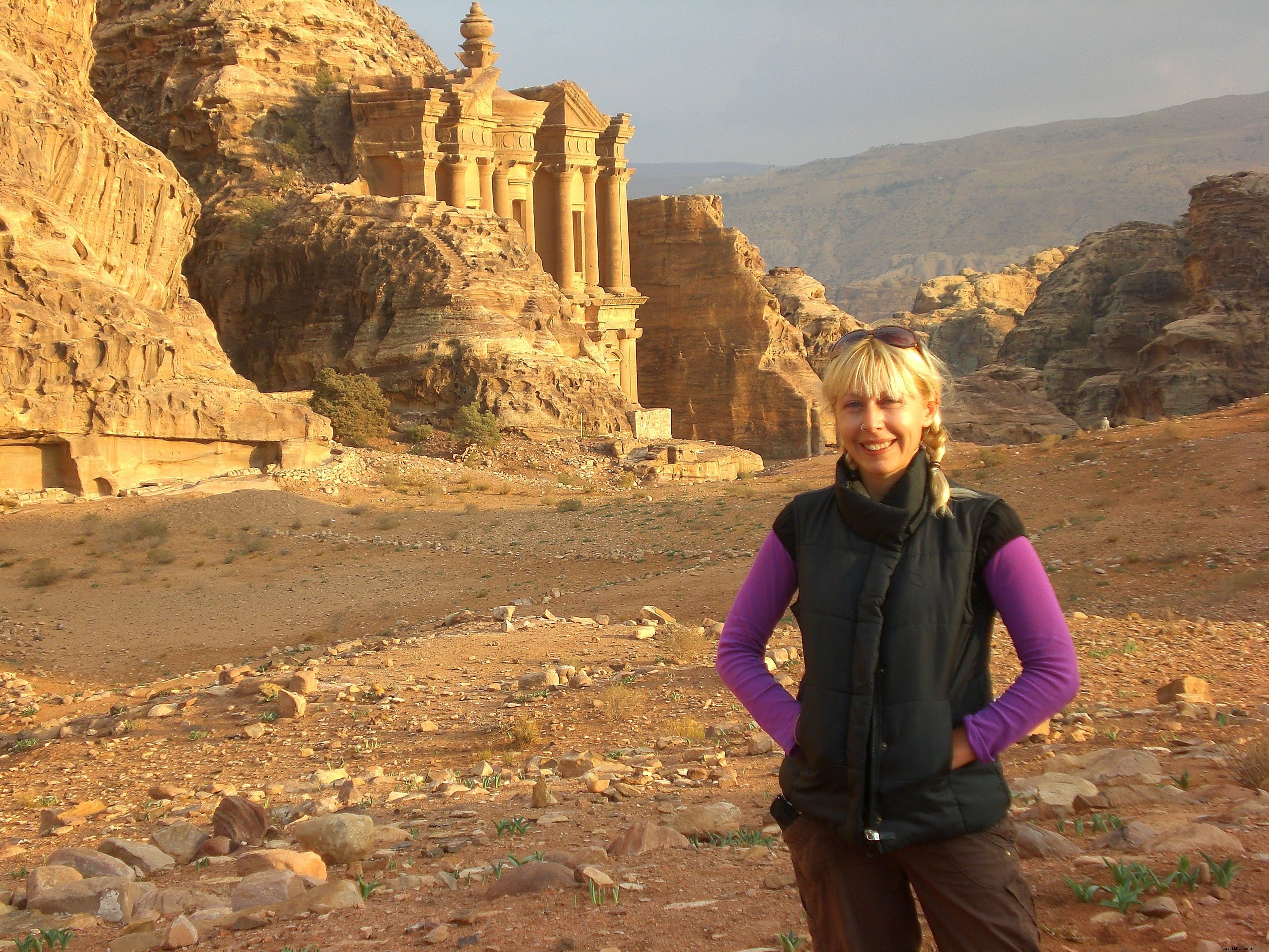 Viagem Solo Feminina:O que aprendi viajando sozinha no Oriente Médio 