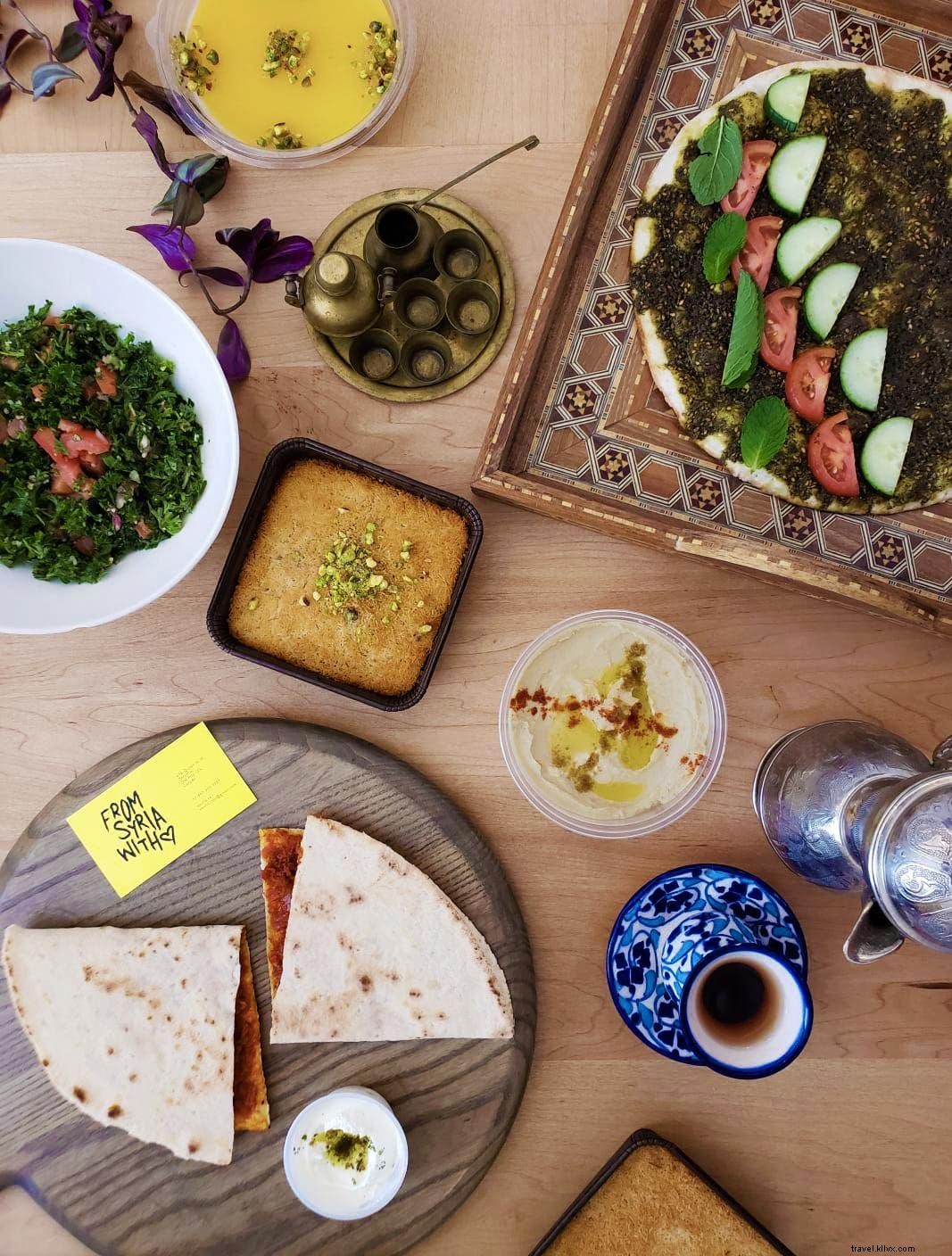 Comer bien, hacer el bien:10 restaurantes que mejoran la vida de los refugiados 