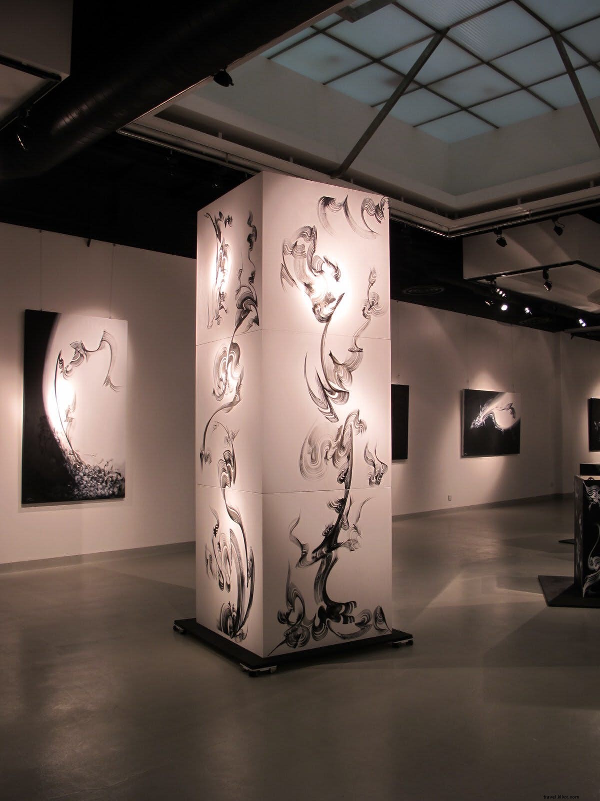 Trabalho em andamento:galerias essenciais da florescente cena artística de Riade 