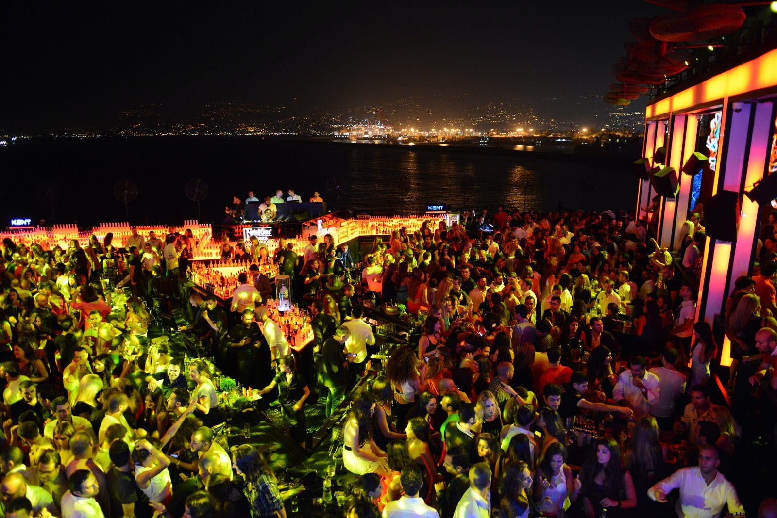 Kehidupan malam terbaik di Beirut:keluar larut malam di kota pesta asli Timur Tengah 