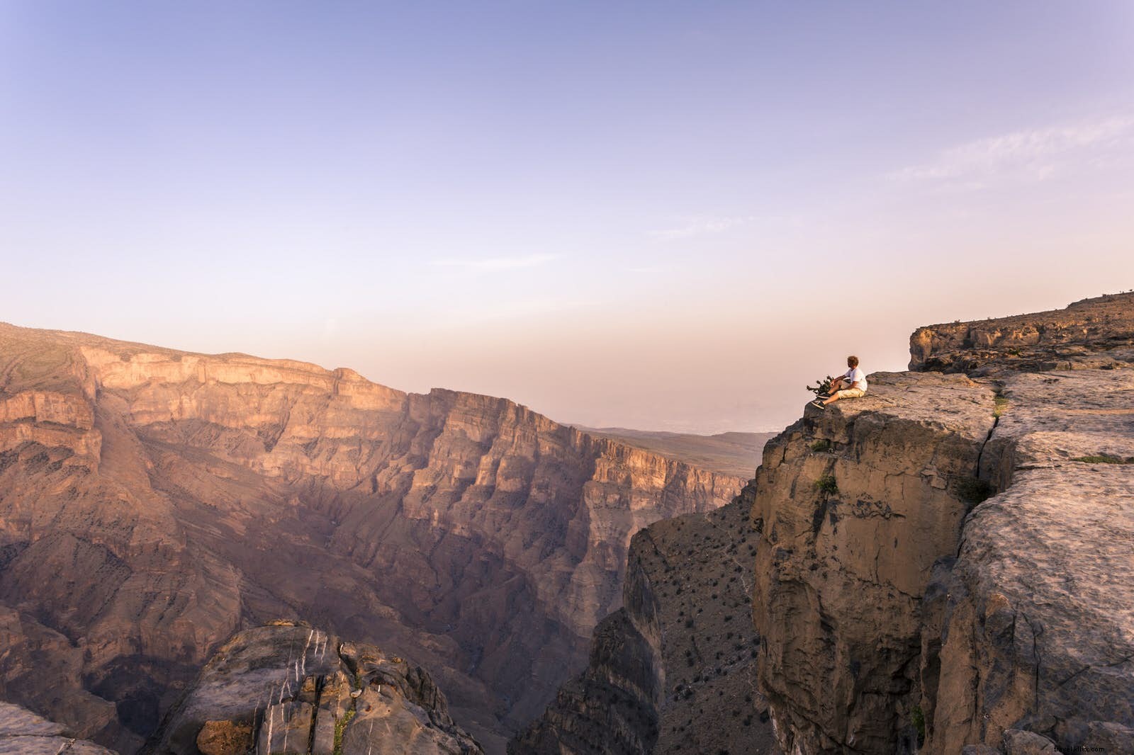 10 keajaiban alam yang harus dilihat di Oman 