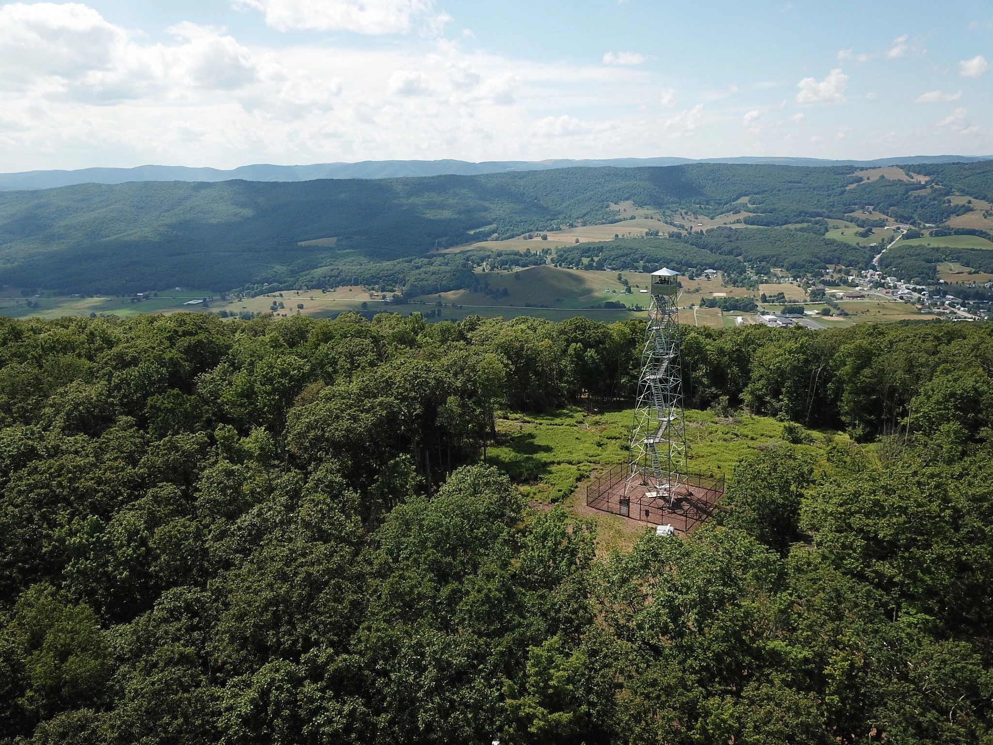 10 posti spettacolari per vedere il fogliame autunnale in Virginia che non sono il parco nazionale di Shenandoah 