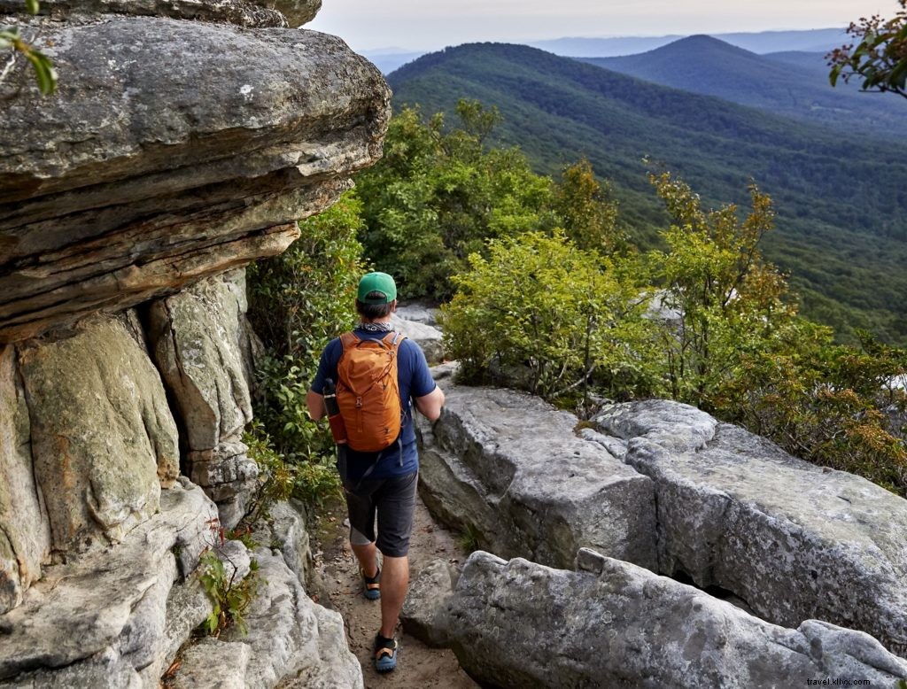 初心者のためのバージニアハイキング：トレイルピック、 ハイキングのヒント、 ＆ もっと 