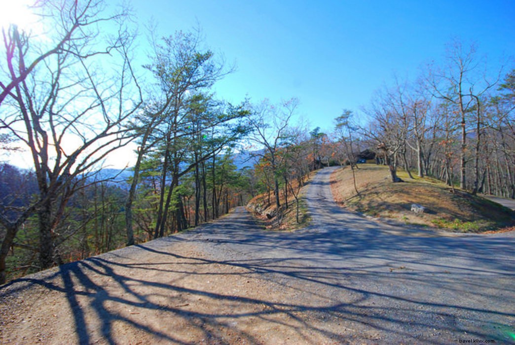 12 Jalan Indah Terbaik di Taman Negara Bagian Virginia 