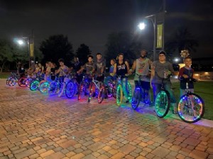 Lake City Cruisers - ¡Bicicletas que iluminan la noche! 